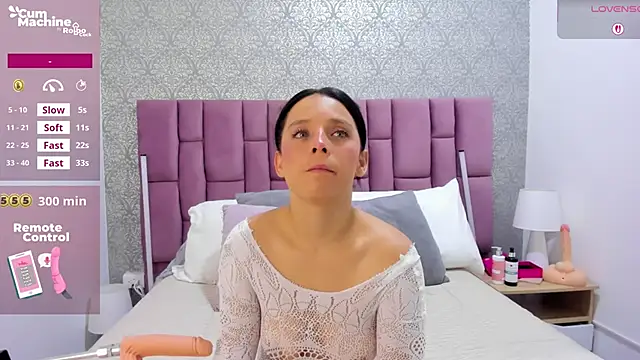 Snapshot of MartinaRizzi chatting on November 2, 4:15 am MartinaRizzi online show from November 2, 4:15 am