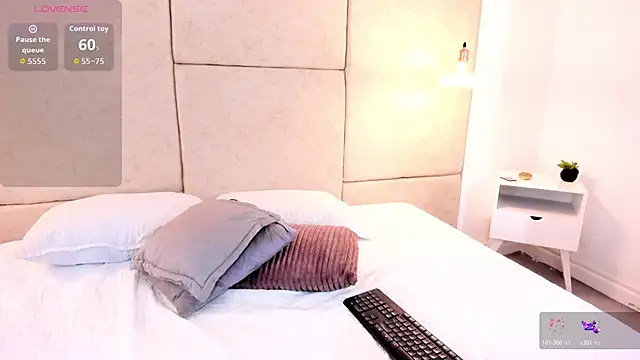 Snapshot of zahida_ chatting on October 24, 7:43 pm zahida online show from October 24, 7:43 pm