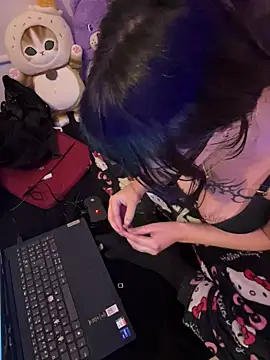Snapshot of Kitty_yukimura chatting on May 15, 11:56 pm Kitty yukimura online show from May 15, 11:56 pm