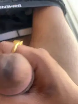 Snapshot of vidhu-lover chatting on February 14, 10:12 am vidhu-lover online show from February 14, 10:12 am