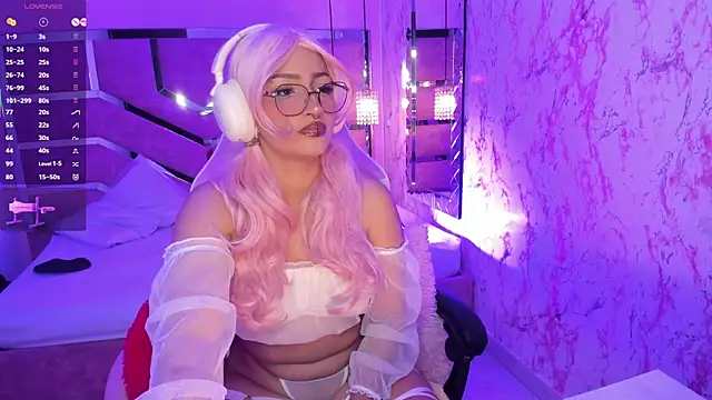 AriaNova  online show from November 25, 1:11 pm