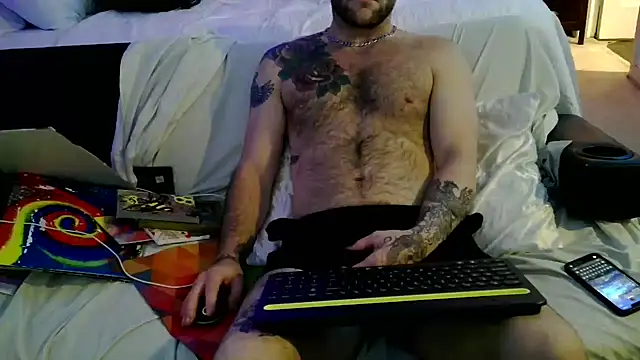 Luv2SuckBWC92 online show from October 5, 1:26 am