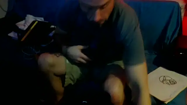 Luv2SuckBWC92 online show from October 13, 4:12 am