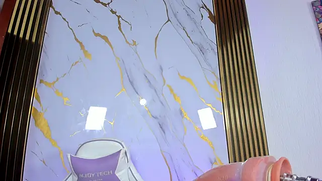 Snapshot of abby_deep_2 chatting on October 21, 9:43 am abby deep 2 online show from October 21, 9:43 am