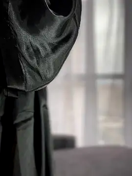 Sofi Leal online show from November 6, 11:55 am