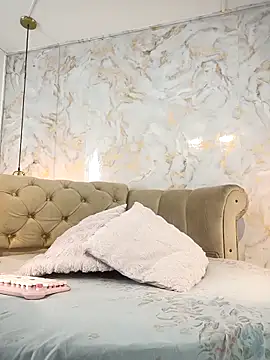 nathaliamiller online show from February 16, 7:21 pm