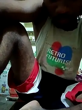 Snapshot of monubigcoock chatting on March 8, 2:32 pm monubigcoock online show from March 8, 2:32 pm