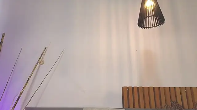 LunaAspen  online show from May 13, 5:54 pm
