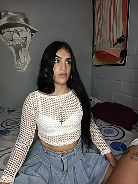 Bigtiti01 online show from May 12, 2:52 am
