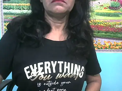 Snapshot of Lovely_bhabhi143 chatting on April 4, 6:11 am Lovely bhabhi143 online show from April 4, 6:11 am