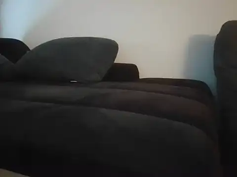 TrishaLuu1108 online show from March 13, 8:21 am