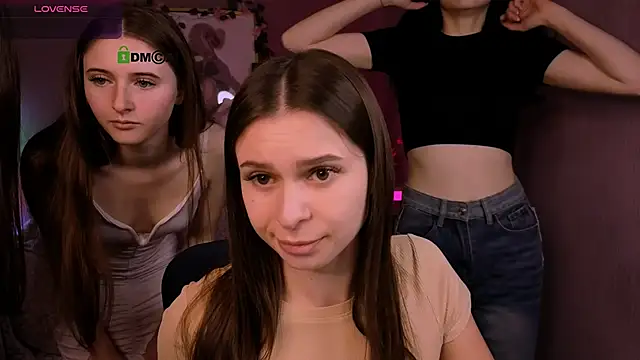 nekky mouse online show from October 13, 9:31 am