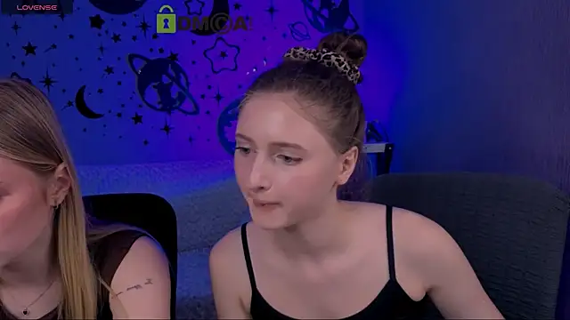 nekky mouse online show from June 20, 9:34 am