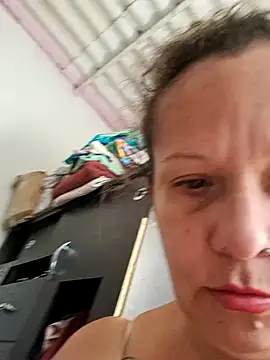 Snapshot of SinisterBabe chatting on September 15, 11:32 am SinisterBabe online show from September 15, 11:32 am