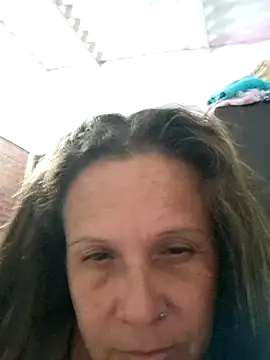 Snapshot of SinisterBabe chatting on October 24, 12:52 am SinisterBabe online show from October 24, 12:52 am