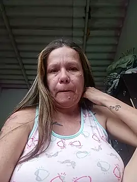 Snapshot of SinisterBabe chatting on December 3, 12:14 pm SinisterBabe online show from December 3, 12:14 pm