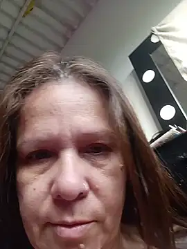 Snapshot of SinisterBabe chatting on January 18, 12:09 pm SinisterBabe online show from January 18, 12:09 pm