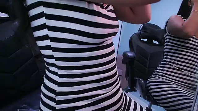 victoria hernandez t  online show from October 15, 1:22 pm