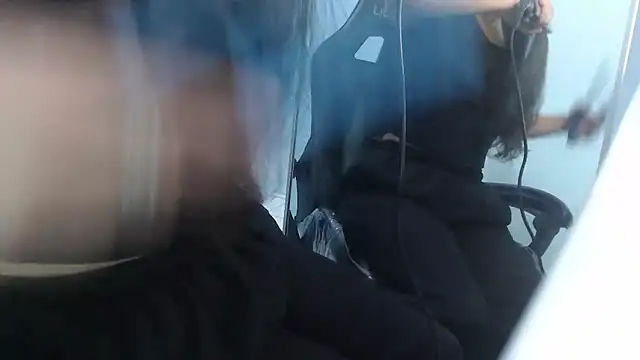 Snapshot of victoria_hernandez_t_ chatting on February 24, 1:09 pm victoria hernandez t online show from February 24, 1:09 pm