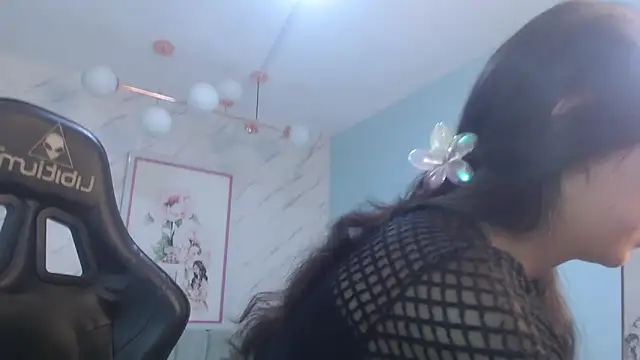 Snapshot of victoria_hernandez_t_ chatting on March 10, 1:05 pm victoria hernandez t online show from March 10, 1:05 pm