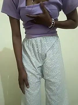 Alia-00 online show from December 4, 4:22 am