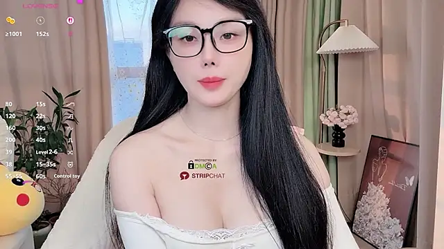 Xiatian520  online show from November 20, 9:20 am