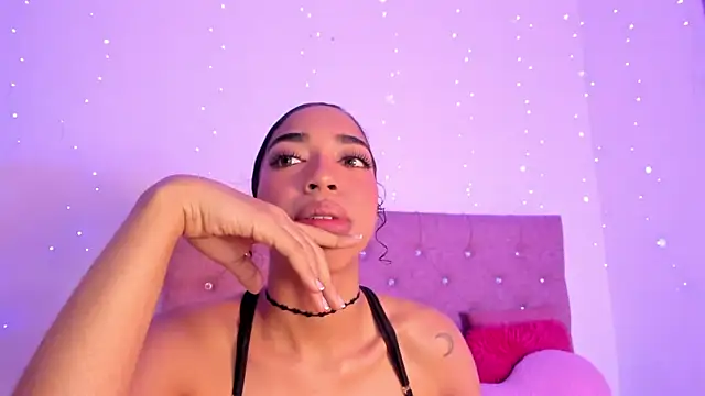 dulce brown01 online show from April 4, 1:30 pm