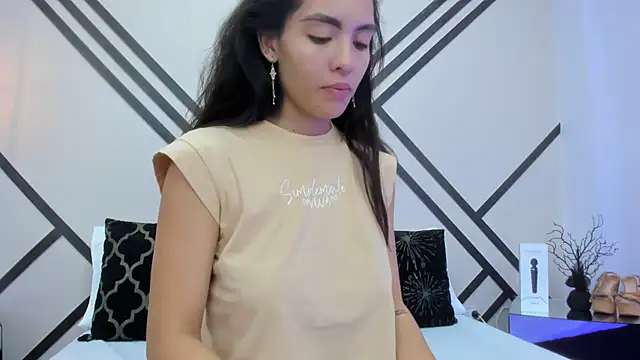 MadissonScotts online show from October 9, 11:52 am