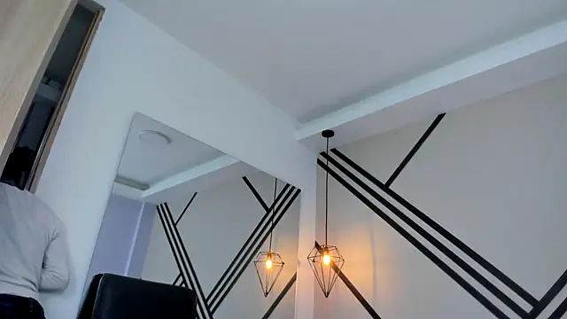 MadissonScotts online show from October 28, 12:19 pm