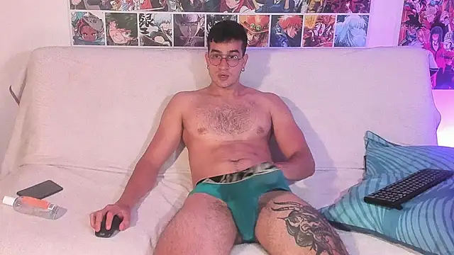 CamCumBoy online show from November 17, 10:54 am