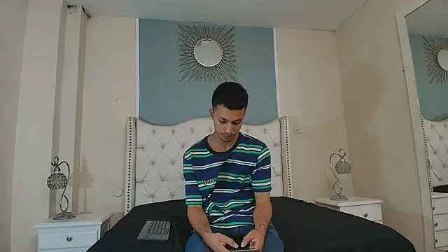 Marcus Jeron online show from April 25, 1:30 am