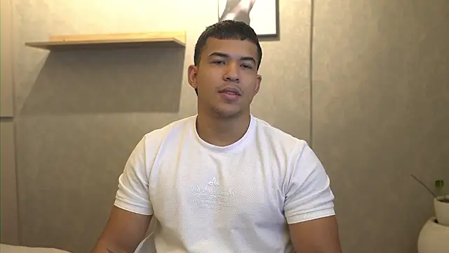 Thiago Valente online show from March 19, 12:53 pm