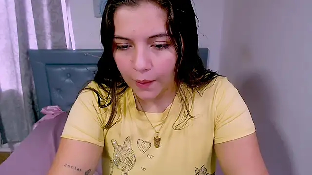 sarah aguilar online show from October 3, 7:00 pm