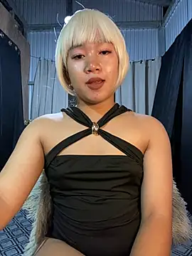 Snapshot of slut_clio chatting on April 23, 3:58 pm slut clio online show from April 23, 3:58 pm