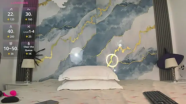 ElaineStark online show from October 23, 4:01 am