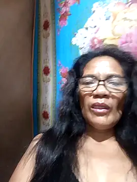 Snapshot of ImYourWoman_55 chatting on September 10, 11:16 pm ImYourWoman 55 online show from September 10, 11:16 pm