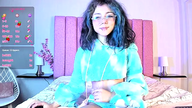 Snapshot of TerumiKitty chatting on October 19, 11:16 pm TerumiKitty online show from October 19, 11:16 pm