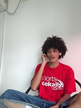 Max Rain online show from September 19, 4:40 pm