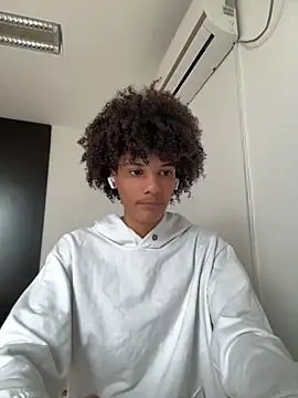 Max Rain online show from September 22, 6:10 pm