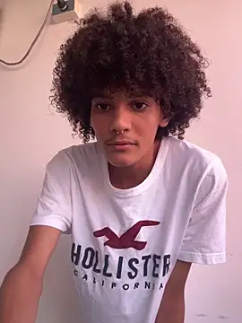 Max Rain online show from October 7, 7:22 pm