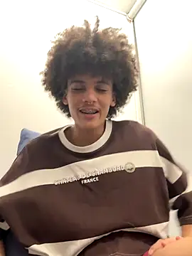 Max Rain online show from December 14, 4:40 am