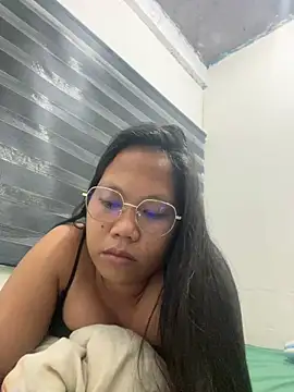 SpankyMyAss69 online show from February 3, 3:28 pm