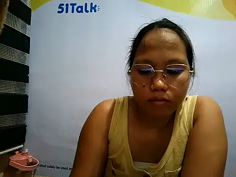 Snapshot of SpankyMyAss69 chatting on April 10, 10:20 am SpankyMyAss69 online show from April 10, 10:20 am