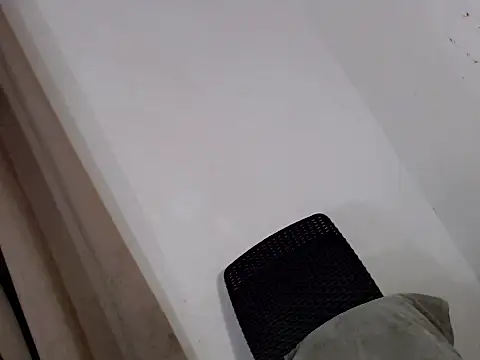 spicyhugecock online show from February 10, 10:25 pm