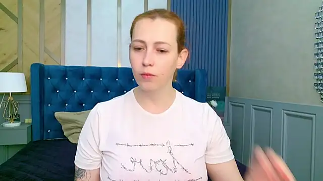 Snapshot of Evie_Bennet chatting on September 26, 11:03 am Evie Bennet online show from September 26, 11:03 am