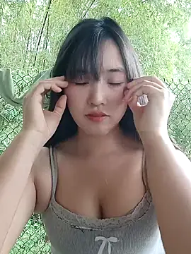 Snapshot of dimny_sex chatting on October 21, 3:51 am dimny sex online show from October 21, 3:51 am