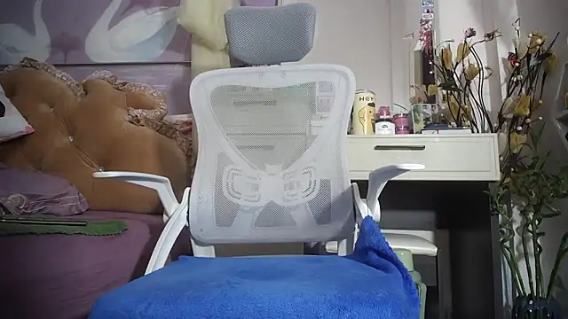 lyly asian online show from January 16, 12:25 am