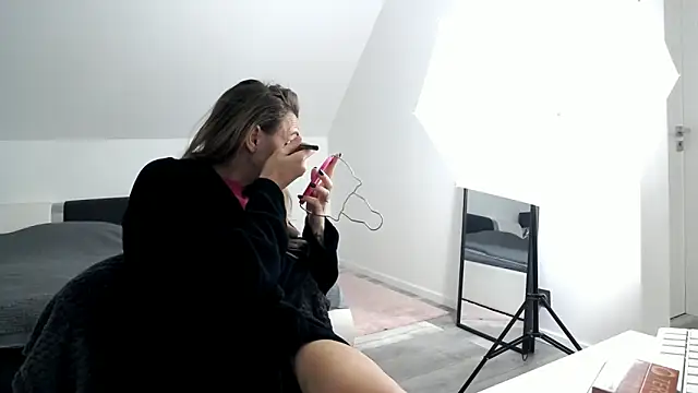 ArabianMalikah online show from February 20, 9:26 pm