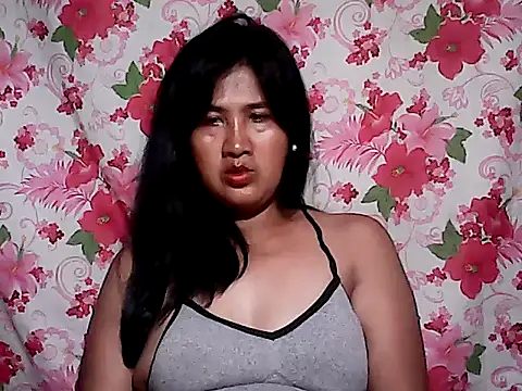 Snapshot of sh1nbae chatting on November 21, 1:43 pm sh1nbae online show from November 21, 1:43 pm