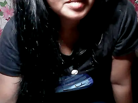 Snapshot of sh1nbae chatting on February 2, 10:41 pm sh1nbae online show from February 2, 10:41 pm